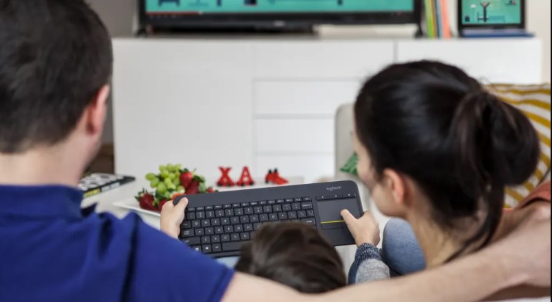 Logitech Touch K400 PLUS Wireless Keyboard